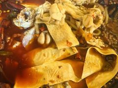-鸿顺老铁锅美蛙鱼府(解放碑店)