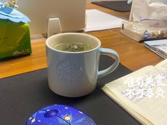 -星巴克(广州南站A18检票口楼上)