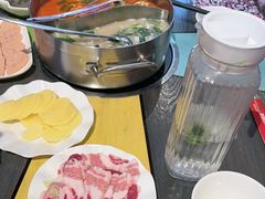 -四季喧黔味豆米火锅(万达广场店)