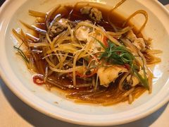 -八府香鸭·啫啫煲(华山路店)