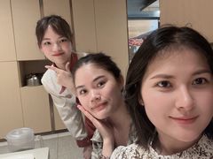 -海底捞火锅(珠影星光城夜宵主题店)