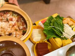 腊味煲仔饭-润园四季椰子鸡火锅(欢乐海岸店)