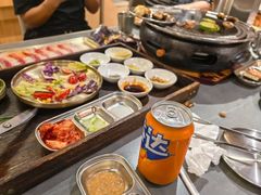 -围炉肉舍•炭烤活鳗•丹东海鲜烤肉(步行街店)