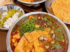 -柳州肥姨妈大骨螺蛳粉(江宁万达店)