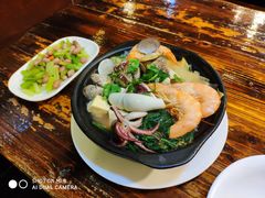 海鲜砂锅-万和春排骨砂锅米饭(湖北路店)