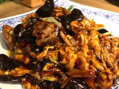 醋溜木须-十六中酱肉·烧烤·京菜小馆(五方桥旗舰店)