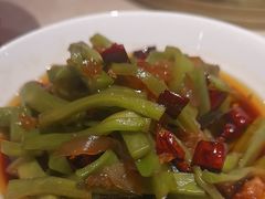 -帅巴人舅母子腊蹄民俗村