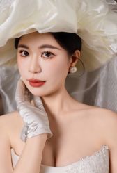 点击看大图 -挪娅婚纱摄影皇家会所