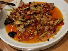 -严记小天府酸菜鱼(西四路店)