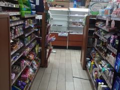 -全家便利店(天目山路三店)