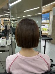 -十六番发型师事务所