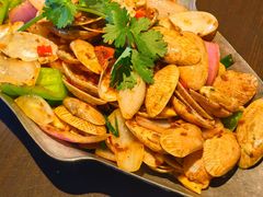 -大头虾越式风味餐厅(光明广场店)