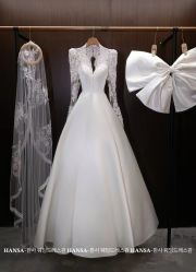 -HANSA韩纱婚纱礼服设计师集合店