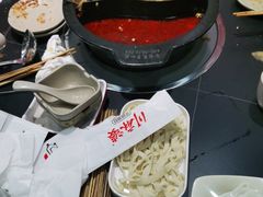 -川麻婆泥锅涮肚·串串火锅(物资学院店)