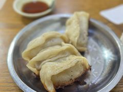 -黄阿姨锅贴大王(万航渡路店)