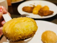 榴莲酥-万荟轩海鲜·粤式点心自助餐厅(蓝海风万怡酒店)