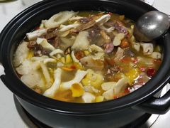 -菌之家·专业纯野生菌火锅·特色炒菌