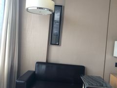 -上海漕河泾万丽酒店