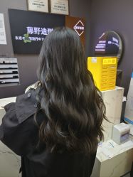 -藤野造型烫染·漂发