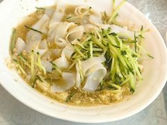 -汗腾格里·风味餐厅(新疆驻京办店)