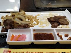 -利昂法式铁板主题餐厅(新奥购物中心店)