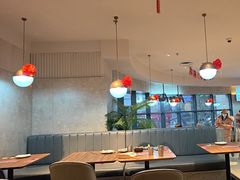 -必胜客(白广路店)