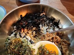 -明洞阿姨·韩式酱蟹烤肉·创意料理(三元桥店)