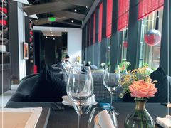 店内布置-鲁采LU STYLE(新天地店)