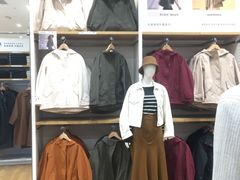 -优衣库(广州番禺万达广场店)