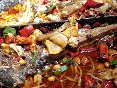 -鸣记脆皮烤鱼·海鲜烤鱼(三八广场店)