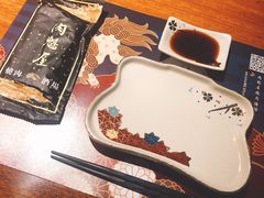-肉魁屋·烧肉·烧鸟·酒场(高新店)