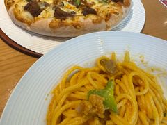 -必胜客(WOW昙华林店)