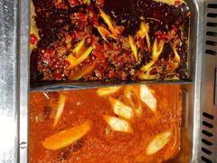 鸳鸯锅底-山城老炮火锅城