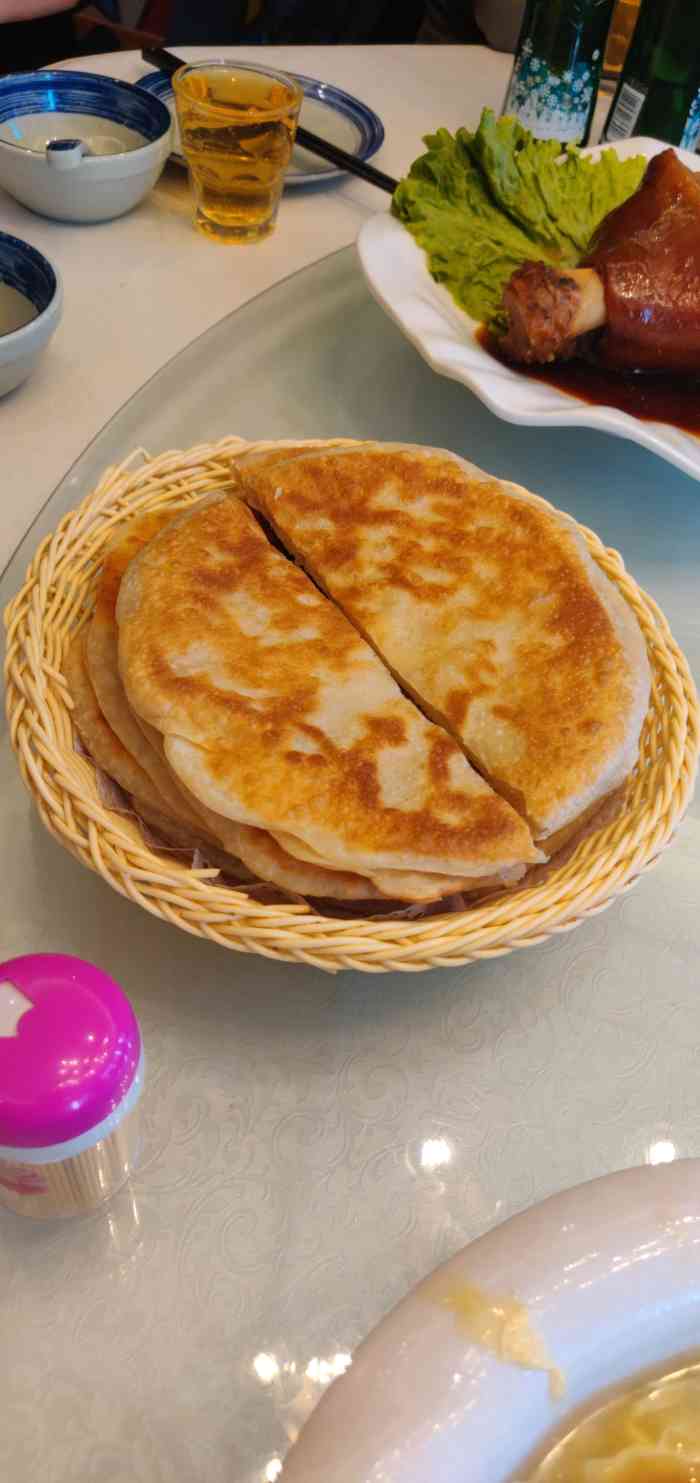 山南熏肉大饼-"一如既往的不错,聚会的首选,喜欢的可以去.