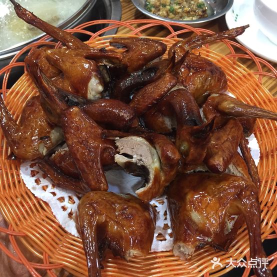 金嚼鱼头煲(同华社区店)