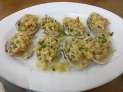 蒜蓉粉丝蒸朝鲜大皇贝-蚝得喜海鲜(东城店)