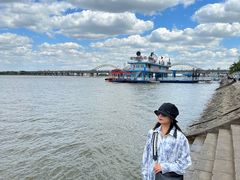 -人民防洪胜利纪念塔