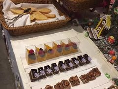 -武汉世茂希尔顿酒店·汇·全日餐厅