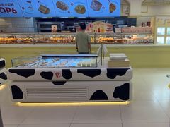 -红星前进面包牛奶公司(君太店)