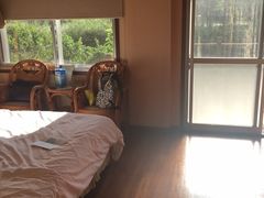 -上海怡沁园度假酒店