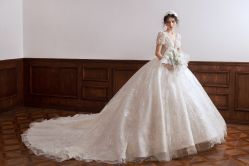 -艾米丽婚纱礼服