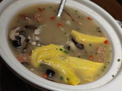 -爱碗亭·鲜炒湖南菜(壹城中心店)