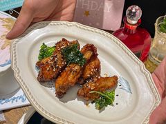 -秘密旅行Bonjour(黑金冠 江南西店)