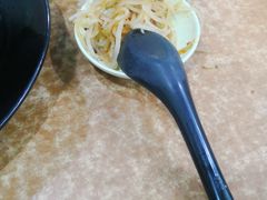 -丽虹云南过桥米线(兴工街店)