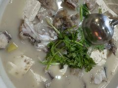 -芦茨金富饭庄·25年老字号·专做稻草鸡