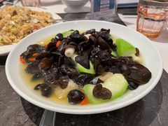 鸡汁丝瓜浸木耳-港丽餐厅(高德置地店)