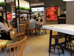 用餐区-肯德基(彩德城店)