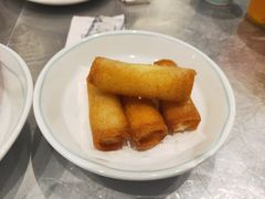 炸鲜奶-姚姚酸菜鱼·金戈戈香港豉油鸡(喜荟城联名店)