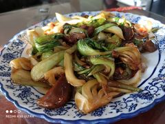 油菜扒香菇-吃不够开口馅饼店(小西路店)