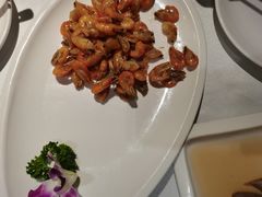 油爆河虾-老人和饭店(淮海中路店)